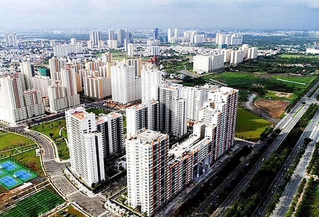 Cùng quan điểm, ông Trần Khánh Quang, chuyên gia BĐS cho hay, thị trường BĐS năm 2021 dự báo sẽ tăng trưởng tốt mặc dù còn sẽ chịu ảnh hưởng bởi nhiều yếu tố.
