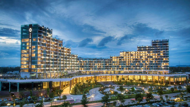 Khách sạn mini Four Seasons hưởng lợi từ lượng khách đến với quần thể FLC Sầm Sơn