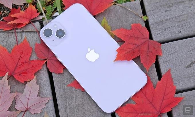 Giá iPhone 14 giảm kỷ lục - Ảnh 1. Giá iPhone 14 giảm kỷ lục - Ảnh 1.